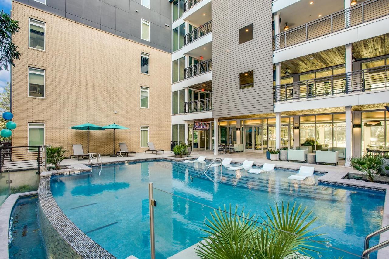 Radiant Condo On The Riverwalk 1325 San Antonio Exterior photo